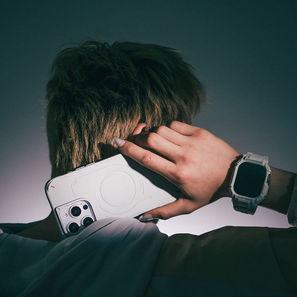 Apple iPhone 16 Pro Max Kılıf Magsafe Şarj Özellikli Metal Kamera Çerçeveli Skinarma Mecha Serisi Kapak Olive