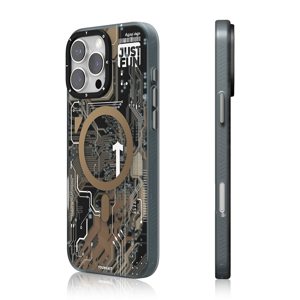 Apple iPhone 16 Pro Max Kılıf Magsafe Şarj Özellikli Youngkit Technology Serisi Kapak Desert Gold