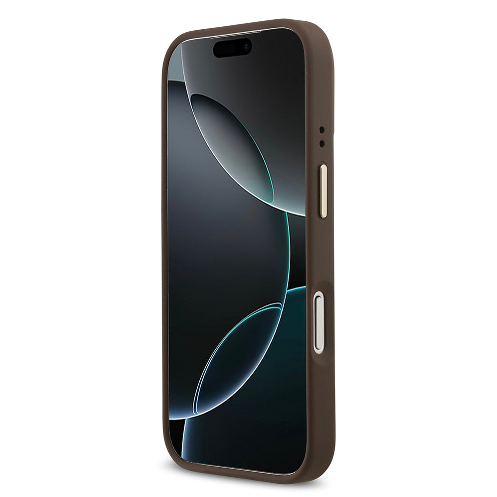 Apple iPhone 17 Pro Kılıf Guess Orjinal Lisanslı M-safe Şarj Özellikli 4G Desenli PU Metal Plaka Klasik Logolu Kapak Pembe