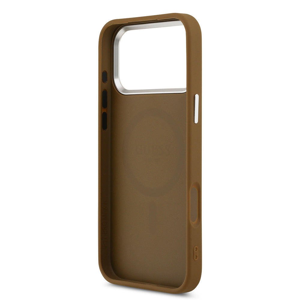 Apple iPhone 17 Pro Max Kılıf Guess Orjinal Lisanslı M-safe Şarj Özellikli PU Deri Metal Kamera Çerçeveli Üçgen Logolu Kapak Kahverengi