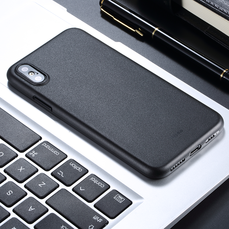 Apple iPhone XS 5.8 Kılıf Benks Lollipop Protective Kapak Siyah