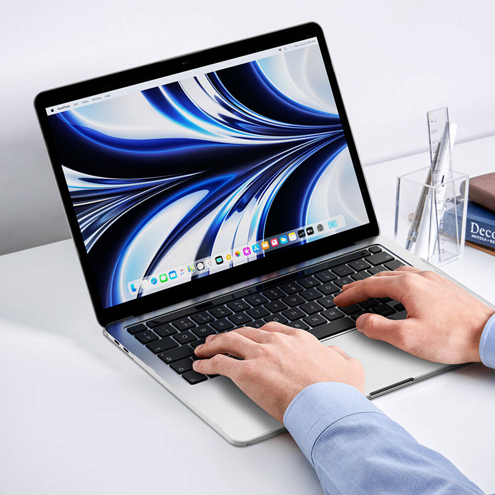 Apple Macbook 13.6&quot; Air 2024 M2 A2681 Wiwu Macbook iShield Standlı Shield Kapak Beyaz