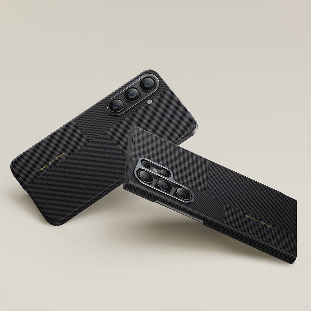Galaxy S24 Plus Magsafe Şarj Özellikli Karbon Fiber Benks Montage ArmorAir Kevlar Kapak Siyah