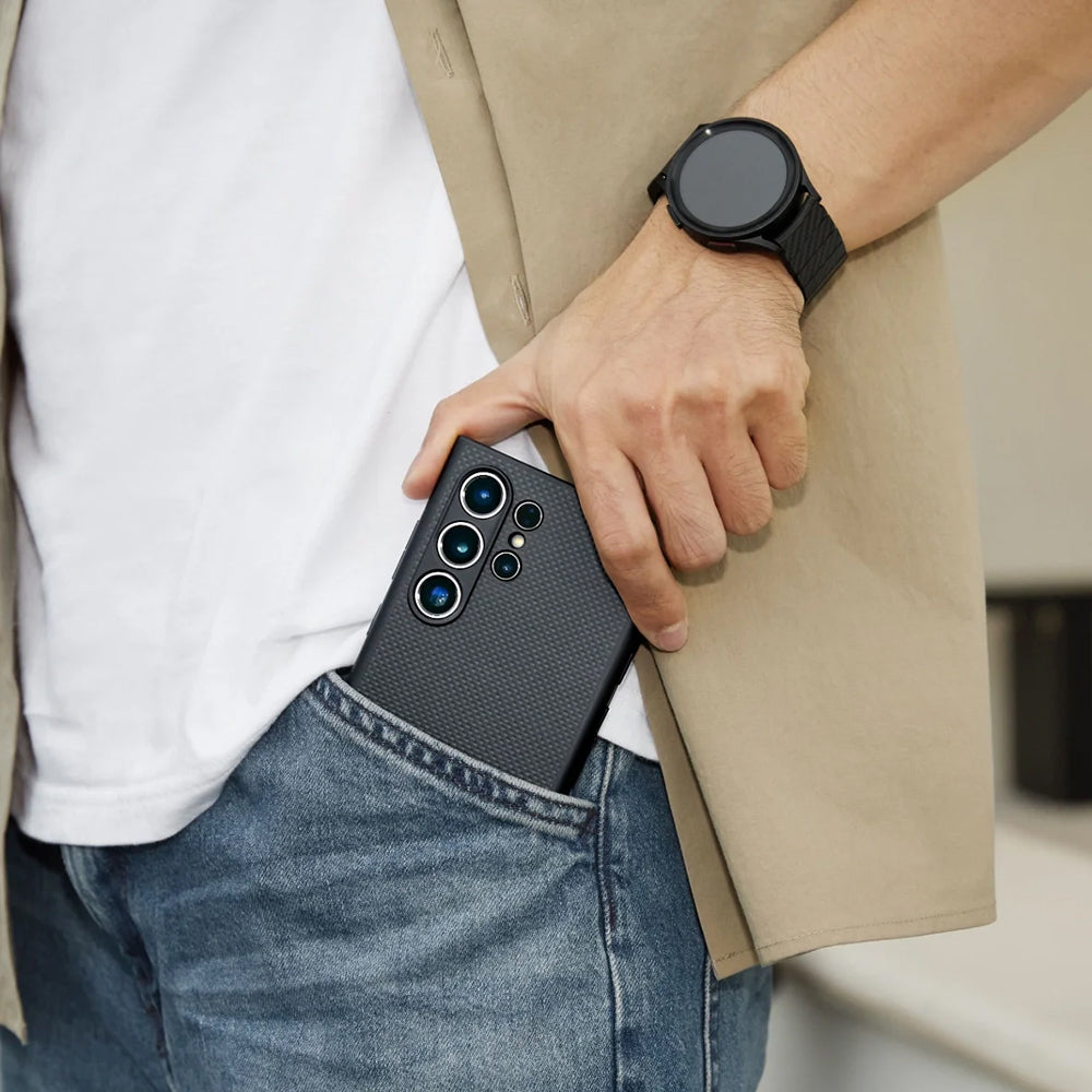 Galaxy S24 Ultra Kılıf Magsafe Şarj Özellikli Aramid Fiber 3 Fonksiyon Butonlu Pitaka PinButton Serisi Kapak Siyah-Gri