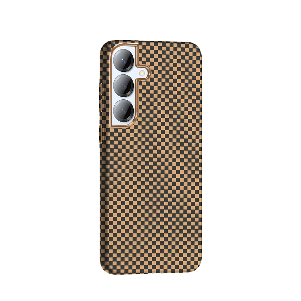 Galaxy S25 Plus Kılıf M-safe Şarj Özellikli Karbon Fiber Görünümlü Zore Gros Kapak Gold-Siyah