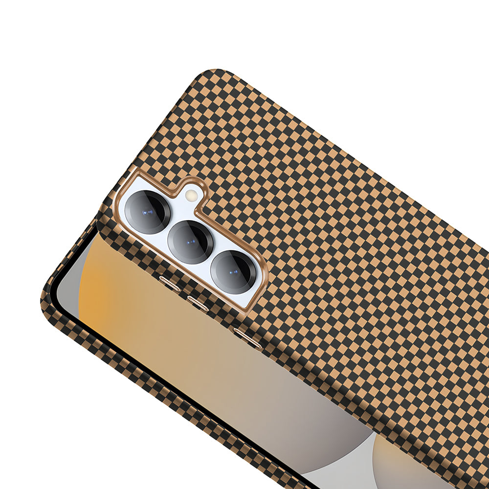 Galaxy S25 Plus Kılıf M-safe Şarj Özellikli Karbon Fiber Görünümlü Zore Gros Kapak Desert Titanyum