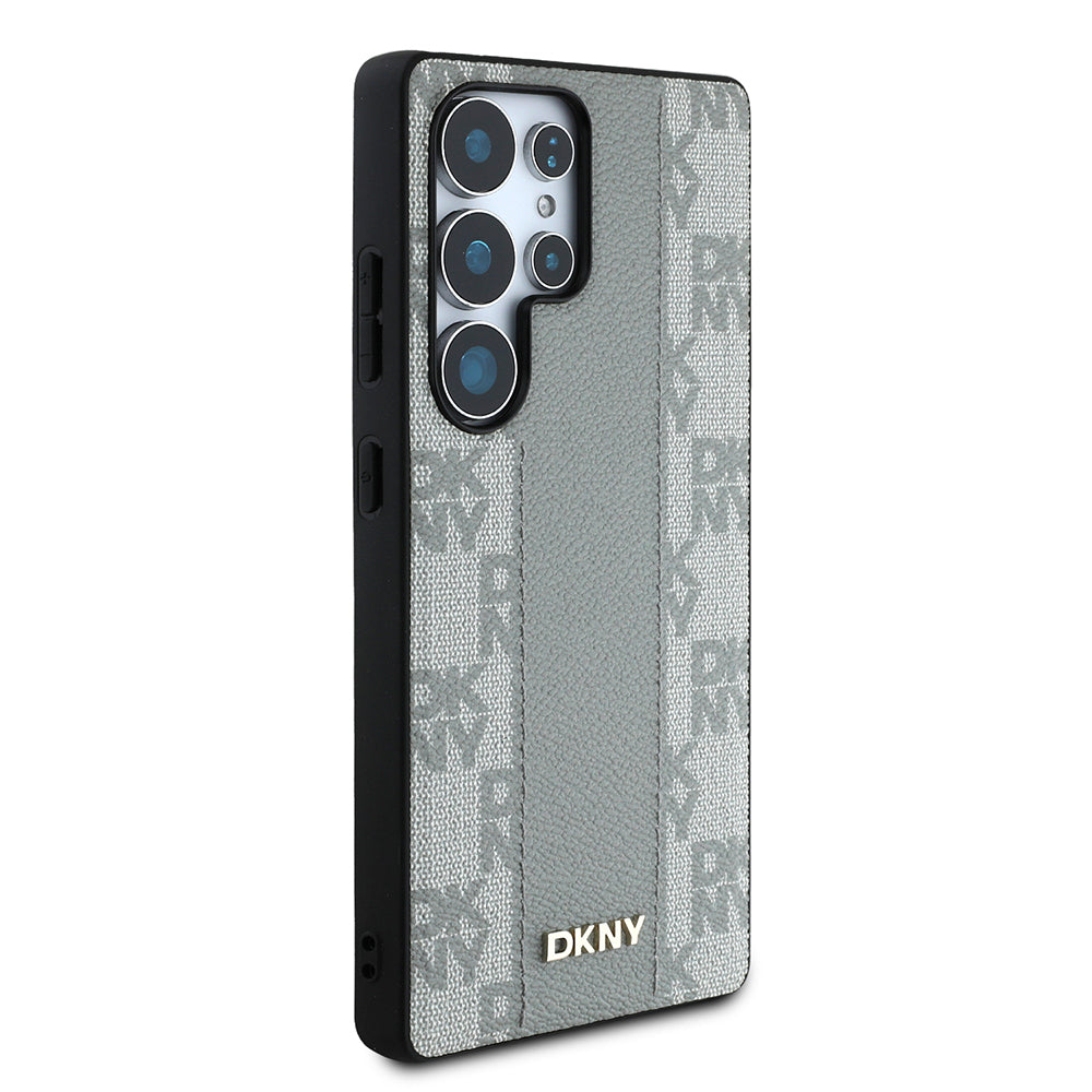Galaxy S25 Ultra Kılıf DKNY Orjinal Lisanslı M-safe Şarj Özellikli 3D Yazılı Checkered Pattern Kapak Bej
