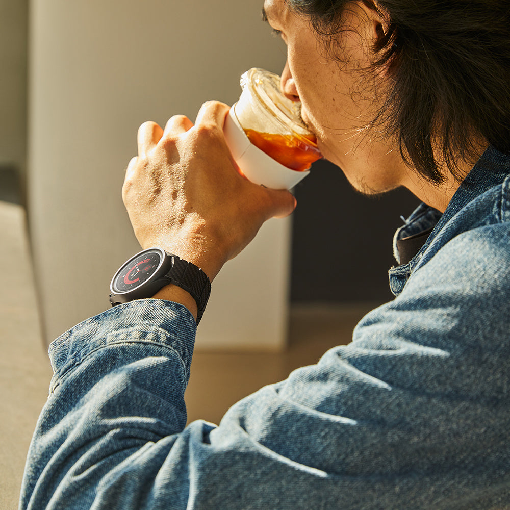 Galaxy Watch 6 44mm Karbon Fiber Pitaka Modern Serisi Black-Grey Twill Kordon Siyah-Gri