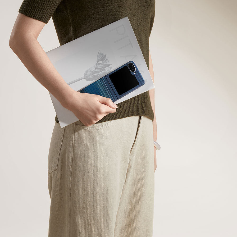 Galaxy Z Flip 6 Kılıf Magsafe Şarj Özellikli Aramid Fiber Pitaka Tactile Woven Sunset-Moonrise Serisi Moonrise Kapak Mavi