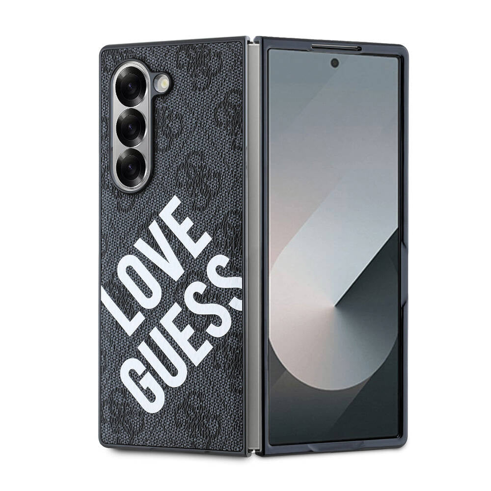 Galaxy Z Fold 6 Kılıf Guess Orjinal Lisanslı Magsafe Şarj Özellikli Love Guess Printing Kapak Siyah