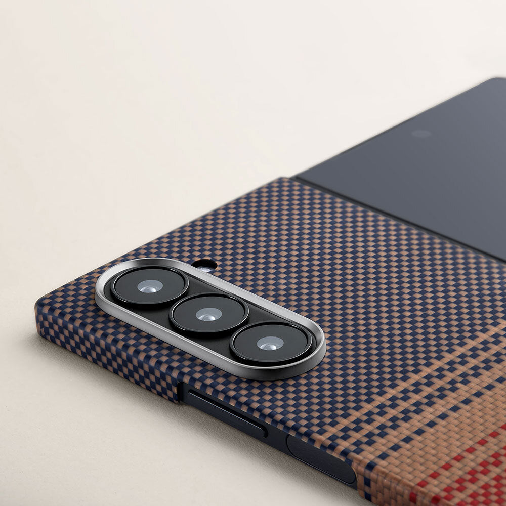 Galaxy Z Fold 6 Kılıf Magsafe Şarj Özellikli Aramid Fiber Pitaka Tactile Woven Sunset-Moonrise Serisi Sunset Kapak Kahverengi