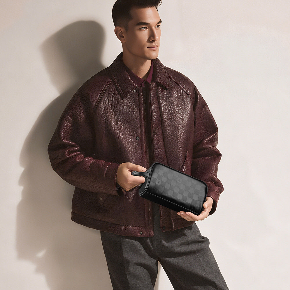 Wiwu Phantom Serisi Parmak İzi Kilitli Çok Fonksiyonlu Taşınabilir Mobil Aksesuar Çantası Siyah