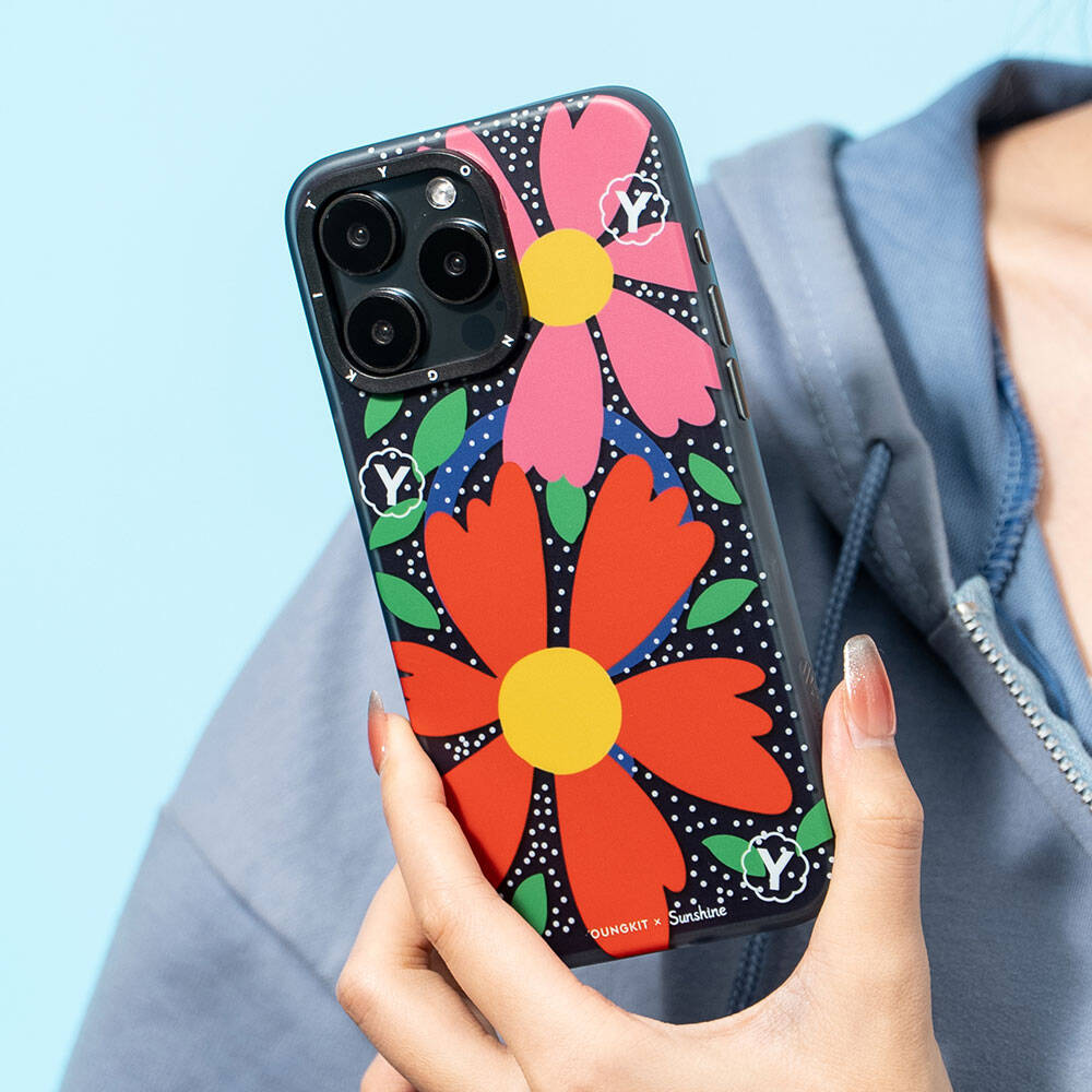 Apple iPhone 15 Pro Max Kılıf Magsafe Şarj Özellikli Sunshine Tasarımlı Youngkit Colorful Serisi Kapak Kırmızı